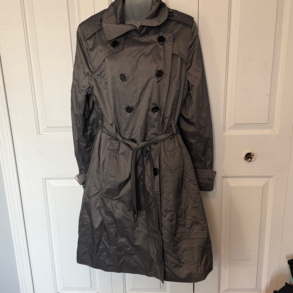 East 5th Ave Sz large nylon SPRING trench coat EUC PCH